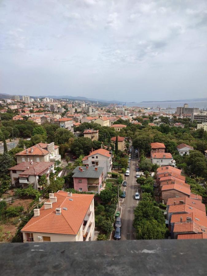 Apartment Bella Rijeka Bagian luar foto