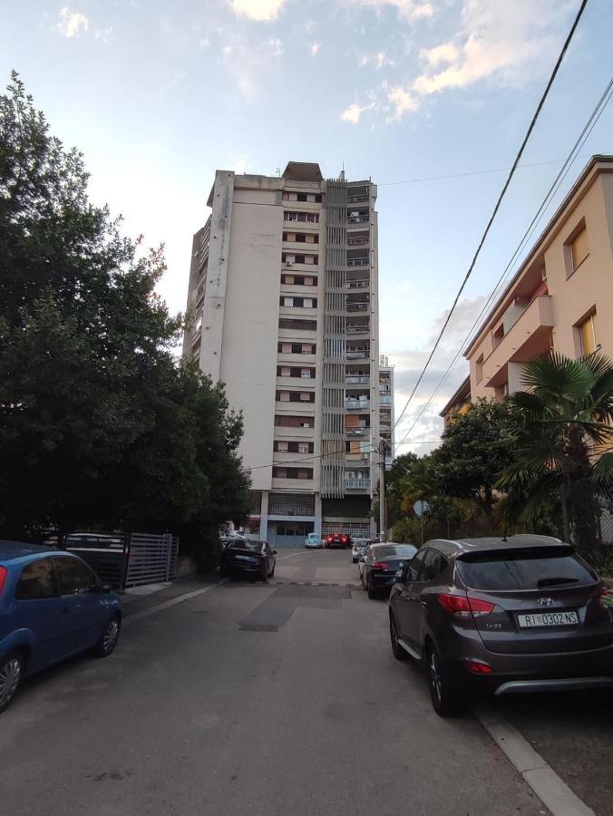 Apartment Bella Rijeka Bagian luar foto